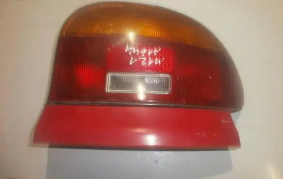 Mazda 121 Rear/tail lights 22061364