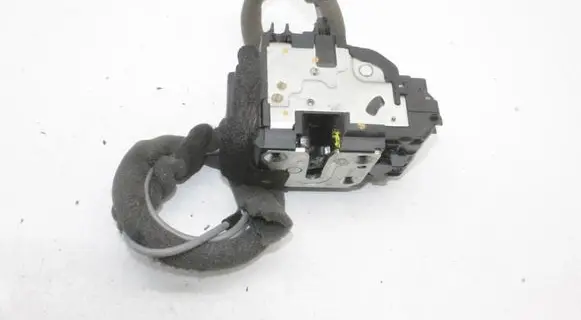 Nissan NV200 Coupe door lock (next to the handle) 