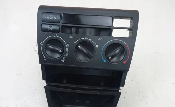 Toyota Corolla E120 E130 Climate control/heater control trim 55411-02180