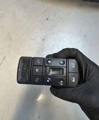 Opel Signum Electric window control switch 13224058