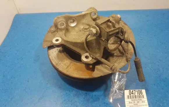 BMW 7 F01 F02 F03 F04 Front wheel hub spindle knuckle