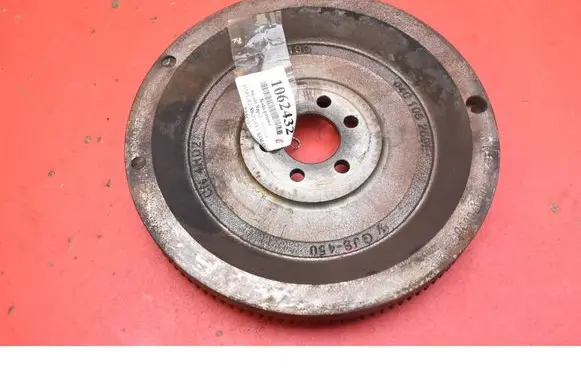 Skoda Rapid (NH) Crankshaft pulley 04C105269E