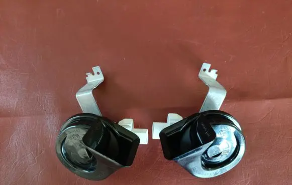 BMW M3 F80 Horn signal 7400703 61337400703 7400704