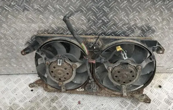 Alfa Romeo 156 Radiator cooling fan shroud