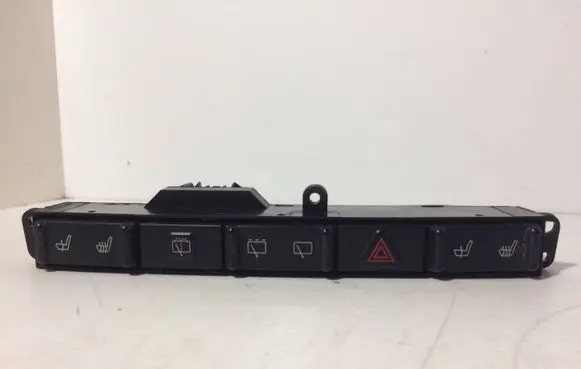 Chrysler Grand Voyager IV Hazard light switch 04685842