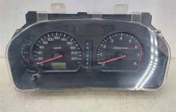 Mitsubishi Space Wagon Speedometer (instrument cluster) MR390605