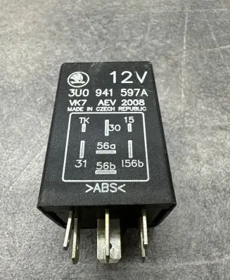Volkswagen Golf IV Other relay 3U0941597A 31566156B