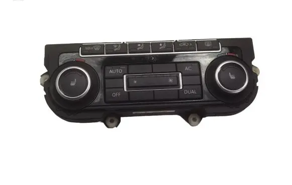 Volkswagen Golf VI Climate control unit 5K0907044AK 5HB00974621 SW0303