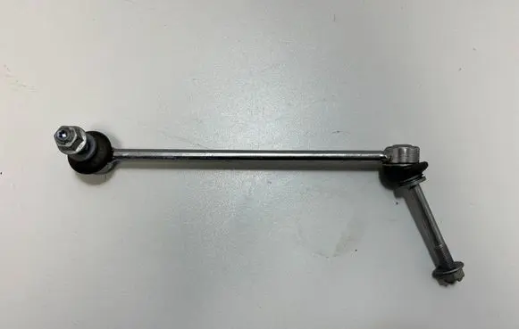 BMW X7 G07 Front anti-roll bar/stabilizer link 6881808