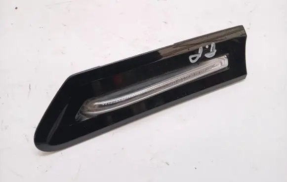 BMW 7 F01 F02 F03 F04 Front fender indicator light 7203372