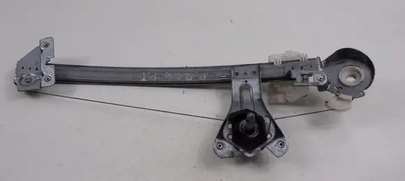 Peugeot 206 CC Rear door manual window regulator 9623109680