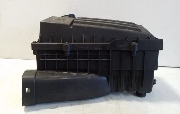 Air filter box
