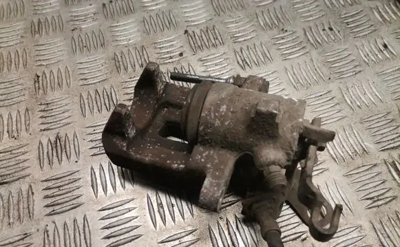 Audi A3 S3 8P Rear brake caliper 452f19