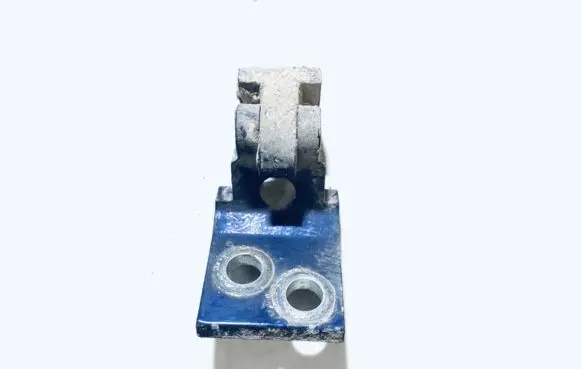 Volkswagen Golf III Rear door lower hinge