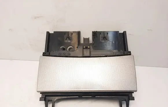 Mercedes-Benz E W212 Ashtray (front) A2046801350 K1685