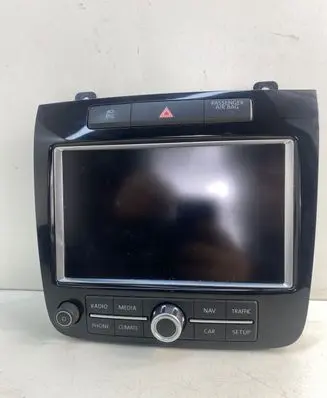 Volkswagen Touareg II Screen/display/small screen 7P6919603