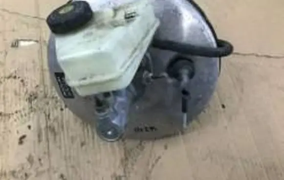 Mercedes-Benz E W210 Brake booster 0044302930 03776241014 097023