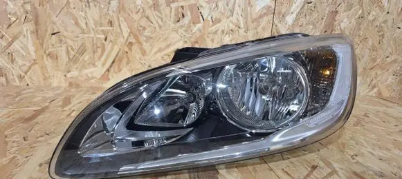 Volvo V60 Headlight/headlamp 31420269 89907120 89907121