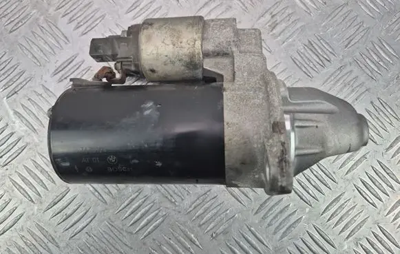BMW X1 E84 Starter motor 7638194 0001138058