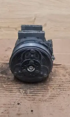 Volvo S80 Air conditioning (A/C) compressor (pump) 8600889