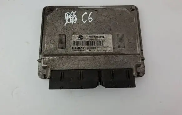 Volkswagen Polo Engine control unit/module 03E906033 5WP4018907