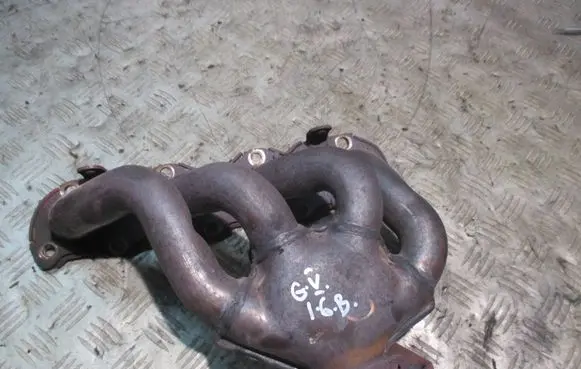 Volkswagen Golf V Exhaust manifold