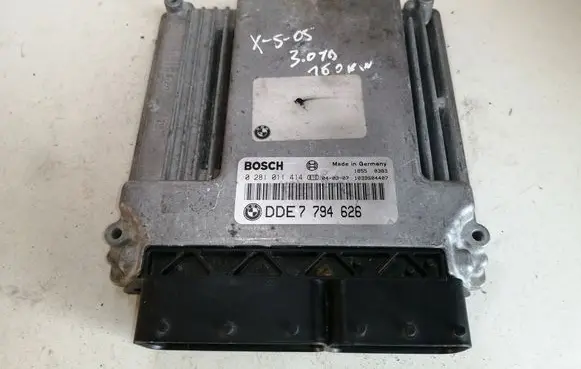 BMW X5 E53 Engine control unit/module 7794626 0281011414