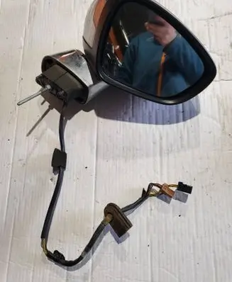 Citroen DS3 Front door electric wing mirror 232676026