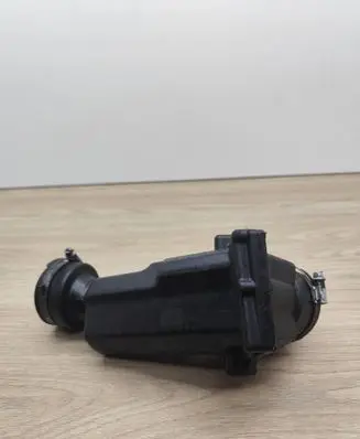 Volvo XC90 Intake resonator 30740895