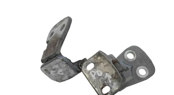 Land Rover Discovery 4 - LR4 Front door upper hinge
