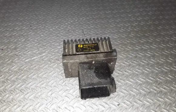 Opel Movano A Glow plug pre-heat relay 7700115078