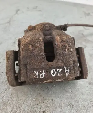 BMW X3 E83 Front brake caliper 5725