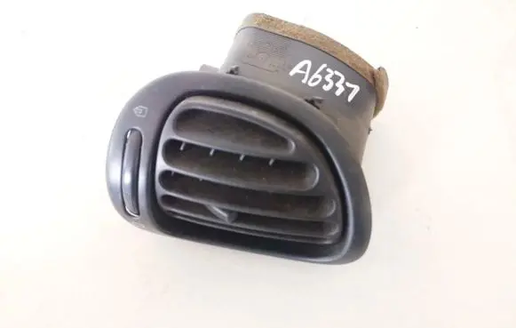 Peugeot 206 Dash center air vent grill 96322184877