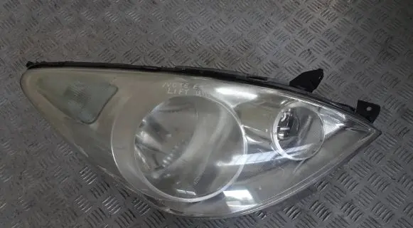 Nissan Note (E11) Headlight/headlamp 26010-BH00B