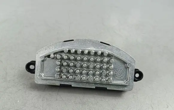 Jaguar F-Pace Heater blower motor/fan resistor GX7319E624AA