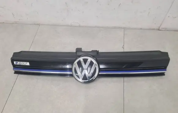 Volkswagen e-Golf Front bumper upper radiator grill 5G0853653T 5G0853651CE 5G0853651CF