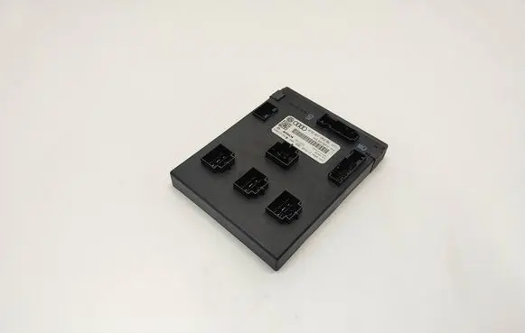 Volkswagen Touareg II Comfort/convenience module 4H0907063BL 4H0907063D