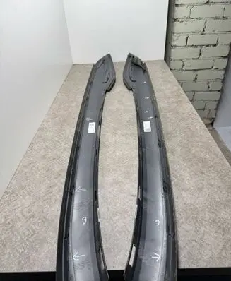 Roof trim bar molding cover
