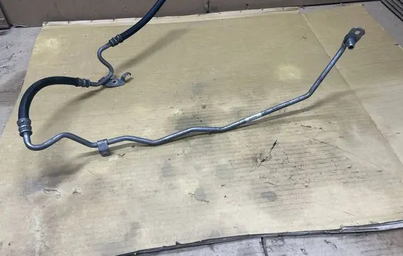 Mercedes-Benz E W212 Power steering hose/pipe/line B21405BA
