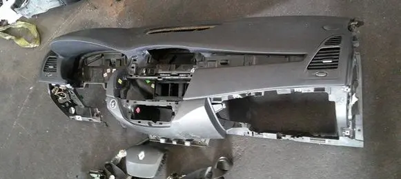 Renault Laguna III Dashboard 0000