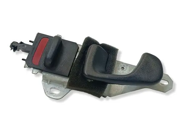 Mitsubishi 3000 GT Front door interior handle 