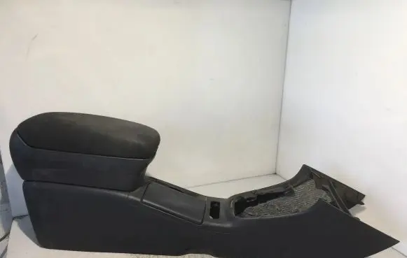 Toyota Avensis T250 Center console 5563005010