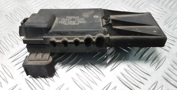Volkswagen Golf IV Fuse module 1J0937550A