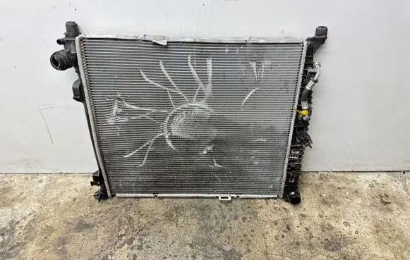 Mercedes-Benz GLE (W166 - C292) Coolant radiator A0995000104
