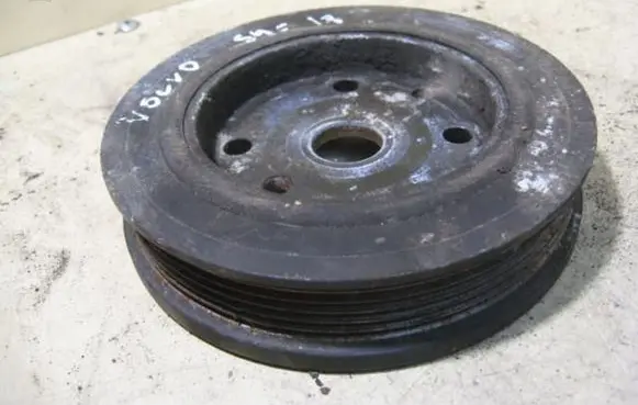 Volvo S40, V40 Crankshaft pulley