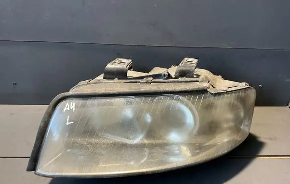 Audi A4 S4 B6 8E 8H Headlight/headlamp