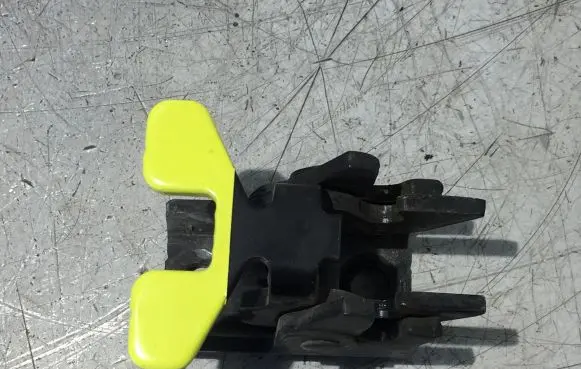 Toyota Proace Rear door check strap stopper