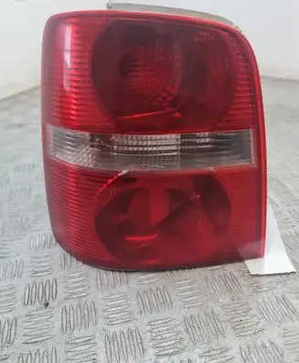 Volkswagen Touran I Rear/tail lights 1T0945095G
