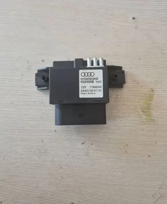 Audi Q5 SQ5 8R Fuel injection pump control unit/module 8K0906093E