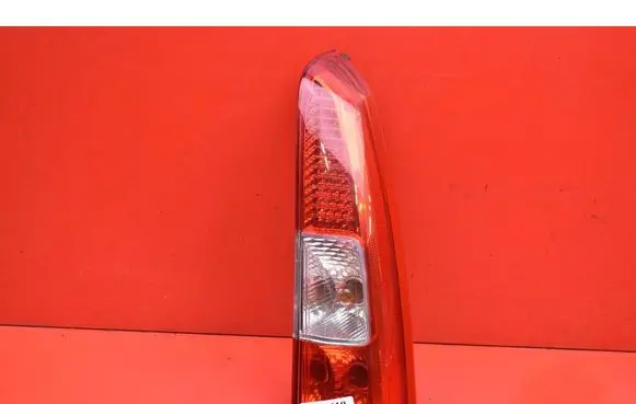 Volvo V70 Rear/tail lights 160986